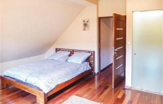 Four-Bedroom Holiday Home In Purda - Purda - 9