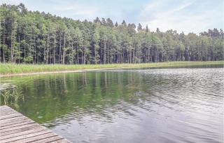 Four-Bedroom Holiday Home In Purda - Purda - 8