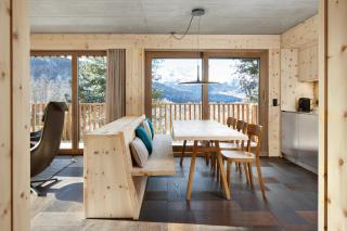 Alpine Lodge Chesa al Parc - 9