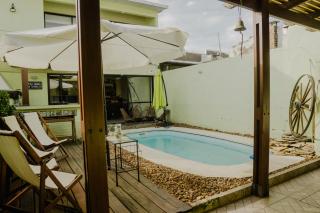 Casa céntrica que cumple todas tus necesidades - Colonia del Sacramento - 0