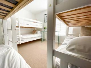 Sleeps 16 with style and space- and a hot tub! - 3