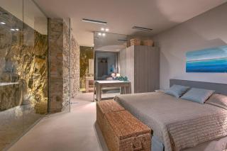 Two Br Luxury Peaceful Mylo Villa With Living Room Close to Mylopotas Beach - 1