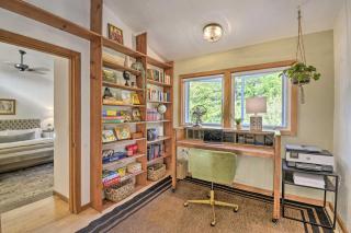 100-Year-Old Farmhouse with Hot Tub on 5 Acres! - Lakebay - 2
