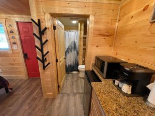 Newly Remodeled Motel in Gatlinburg! - Gatlinburg - 5