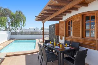 Villa Famara by Villa Plus - 8