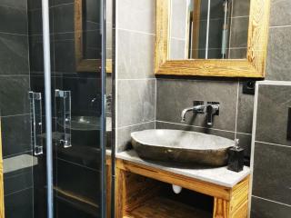 Appartement confort avec terrasse, parking, et Wi-Fi - FR-1-598-59 - Les Gets - 2