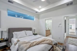 Nestled Nook Studio #3 @ East End Revitalized - Houston - 1