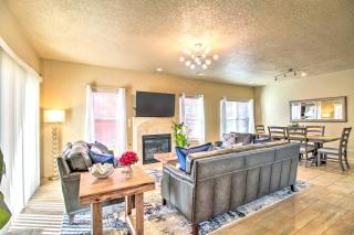 Walk to Netflix Studios Updated ABQ Getaway! - 7