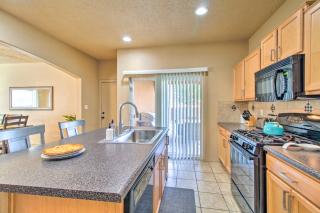 Walk to Netflix Studios Updated ABQ Getaway! - Albuquerque - 1