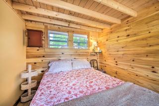 Quaint Oakland Getaway on East Pond Lake! - Waterville - 1