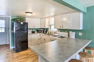 Pet-Friendly Pierre Home with Central Location! - Pierre - 3