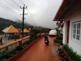 New Hill Valley Family Homestay-WiFi-View - 6