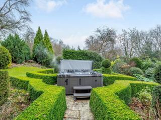 Old Upper Gwestydd - Highgate - 8