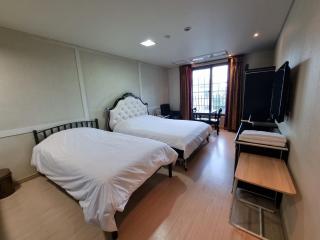 Geoje Oasis Hotel - Geoje - 8