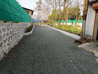 Hotel Mumbai Garden Resort - Karjat - 1