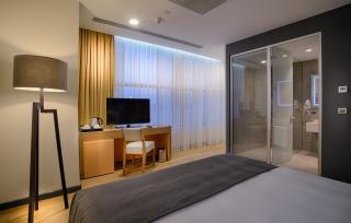 TAV Airport Hotel Izmir - Izmir - 4