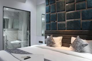 Hotel The Lowell - Surat - 2