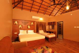 SELVAMATHI FARM RESORTS - Salem - 3