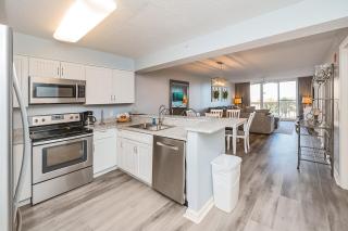 Pelican Beach Resort 316 - 1