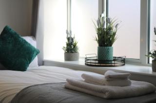 1 George House, Wolverhampton - Studio Apartment - 3