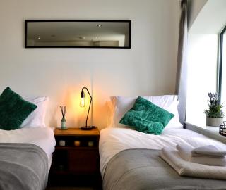 1 George House, Wolverhampton - Studio Apartment - 2