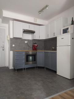 Spacious apartment in hip neighborhood - Budapest - 4