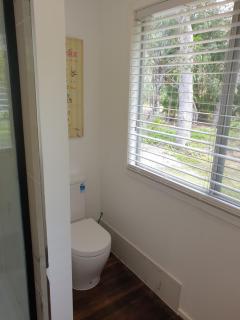 Yellow Cottage - bush and beach - Agnes Water - 1