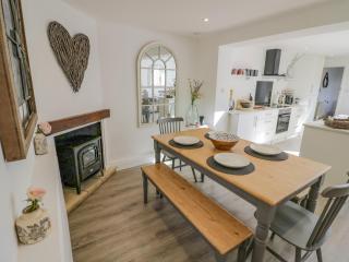 Blossom Cottage - 4
