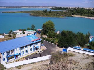 Asfandiar Hotel - 0