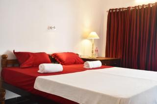 Sky Palace Beach Hotel - 1