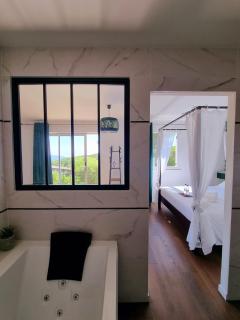 Fully renovated Chalet privatif suite romantique love balneo - Le Castellet - 4