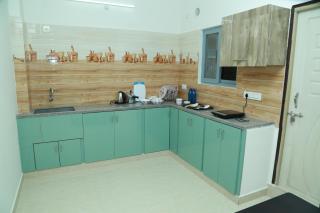 Ameya Homestays Brand New Fully Furnished 3BHK & 2BHK Apartments. - Tirupati - 3