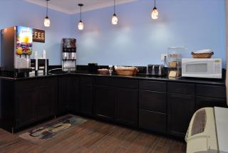 Americas Best Value Inn Hollywood - Los Angeles - 6
