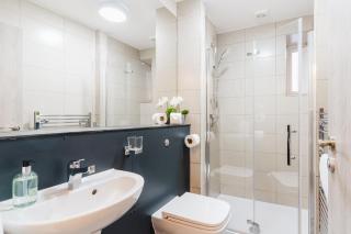 Prime Suites Lytham - 1