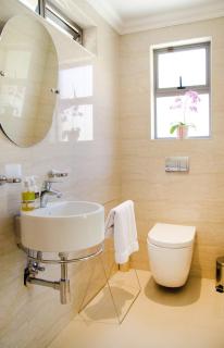 Echo contemporary garden apartment in Camps Bay - 1