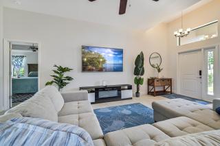 Centrally Located Cape Coral Oasis on Fresh Water - Cape Coral - 6