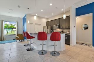 Centrally Located Cape Coral Oasis on Fresh Water - Cape Coral - 5