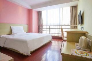 7Days Inn Changsha Wuyi Avenue Yinbin Road Metro Station - Changsha - 4