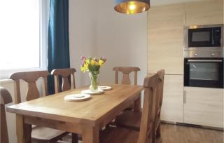 One-Bedroom Holiday Home In Biadoliny Szlachecki - Biadoliny Szlacaheckie - 6