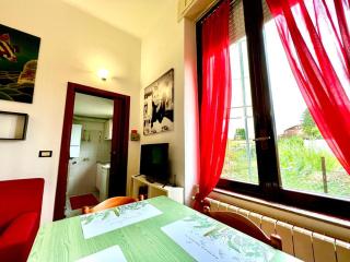 Kibilù - Via Colonna con parcheggio vicinanze Ospedale di Circolo - 6