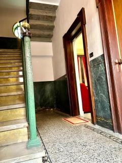 Kibilù - Via Colonna con parcheggio vicinanze Ospedale di Circolo - 3