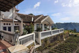 Good Karma Bromo Guesthouse - Bromo - 0