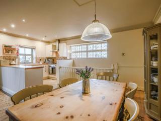 Ladybird Cottage - 3