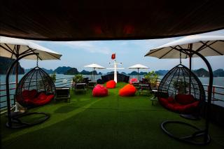Cat Ba Ocean Cruise - Ha Long - 4