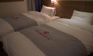 Ramada Taebaek Hotel - Taebaek - 4