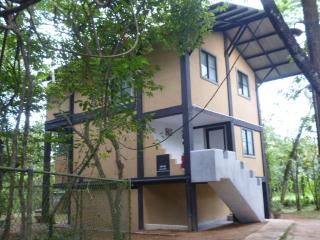 Ambalama Leisure Lounge - 4