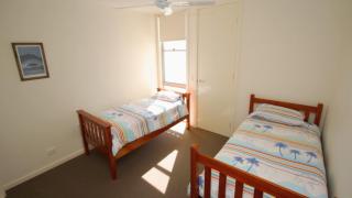 8 - 22 Bennett St, Hawks Nest - 4