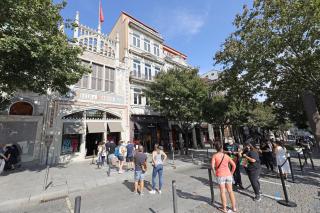 FLH Porto Clérigos Luxury Apartments - 1