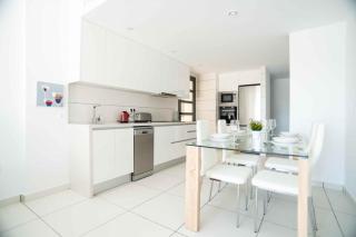 NEW Stunning ground floor Apartment with Jacuzzi - 3