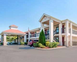 Econo Lodge Inn & Suites Murfreesboro - Murfreesboro - 0
